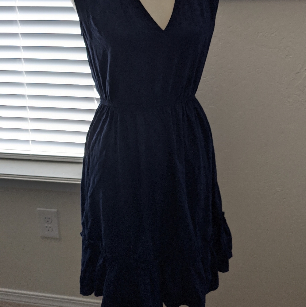 Navy H&M dress - Picture 8 of 10